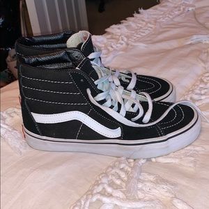 Black high top old skill vans